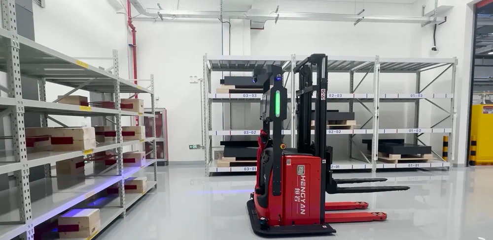 Carl Zeiss automated warehouse with AGV robots and unmanned forklifts