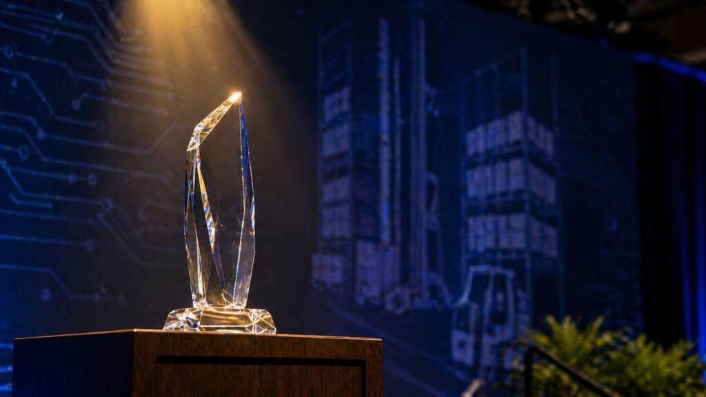 HengYan Technology receiving warehouse robotics innovation award