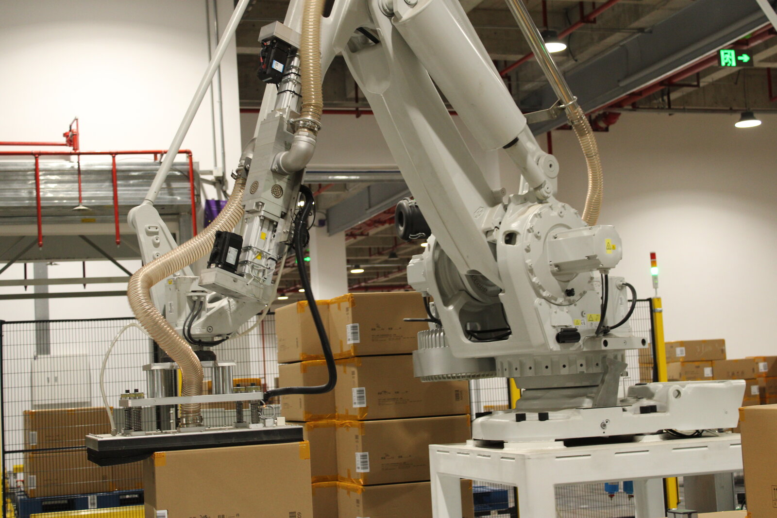 Li-Ning ASRS warehouse automation case study