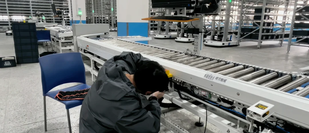 Warehouse Automation System Integrator: Why Projects Need One Multi-vendor warehouse automation map showing how one logistics scenario may use several suppliers